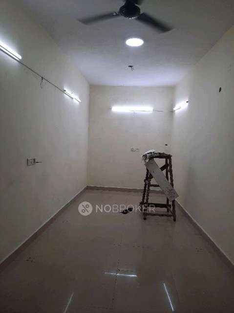 Shop in Abiramapuram, Chennai for Rent 