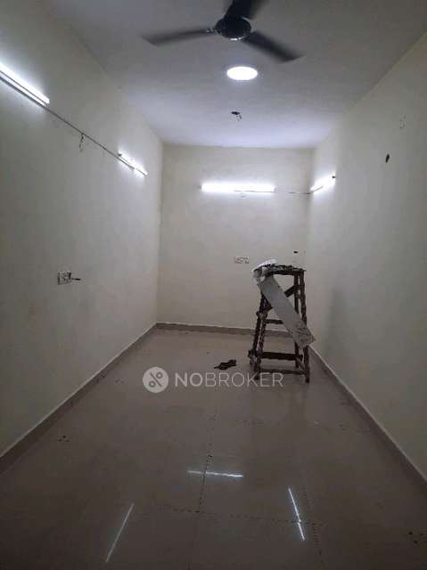 Shop in Abiramapuram, Chennai for Rent 