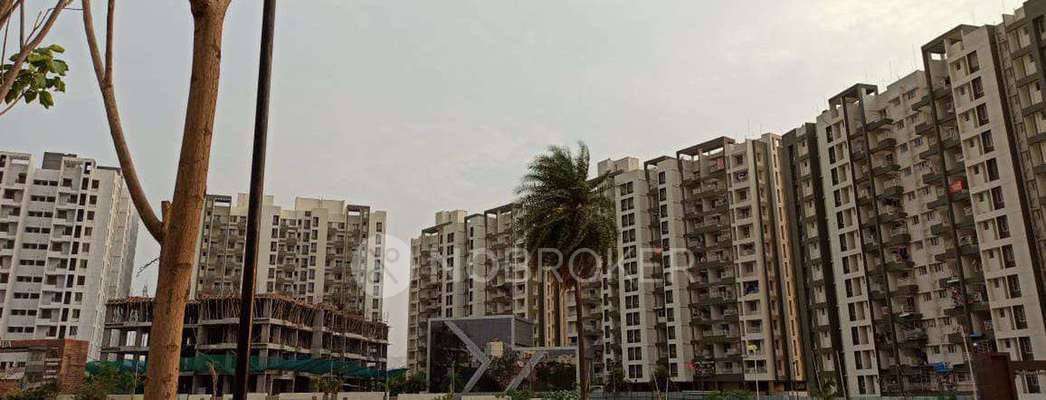 2 BHK Flat In Majestique Aqua for Rent  In Phursungi