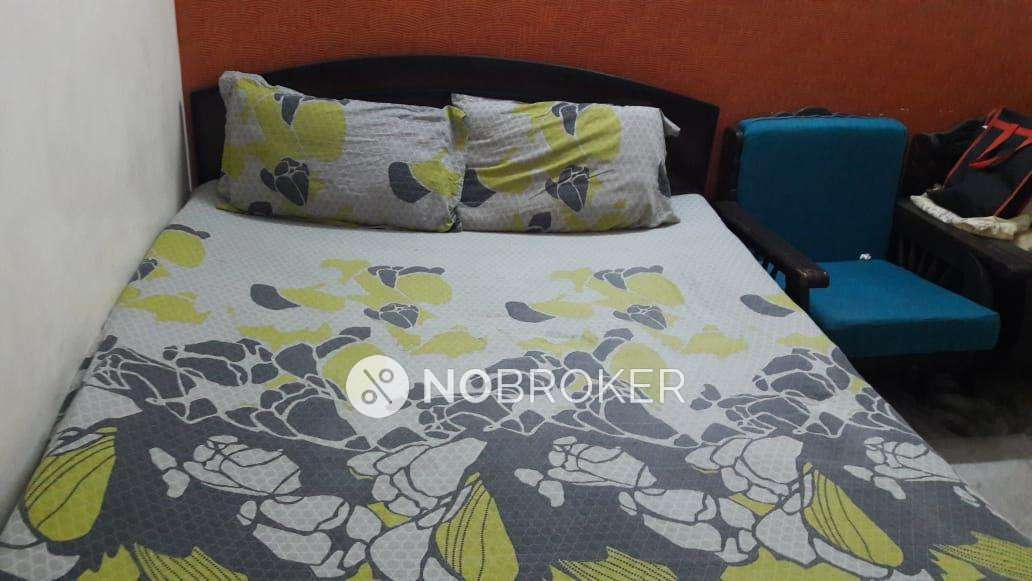 Standalone building Jangpura Without Brokerage Semifurnished 2 BHK