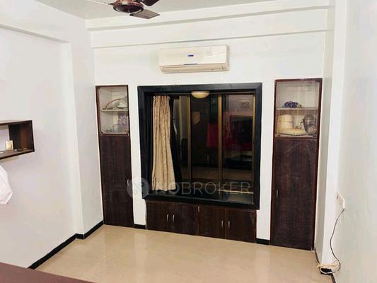 2 BHK Flat In Indraprastha Co-operative Housing Society for Rent  In Sion