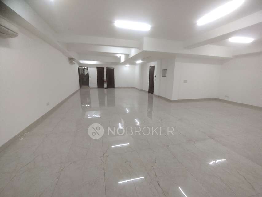 2 BHK Flat In A For Sale  In Panchsheel Park