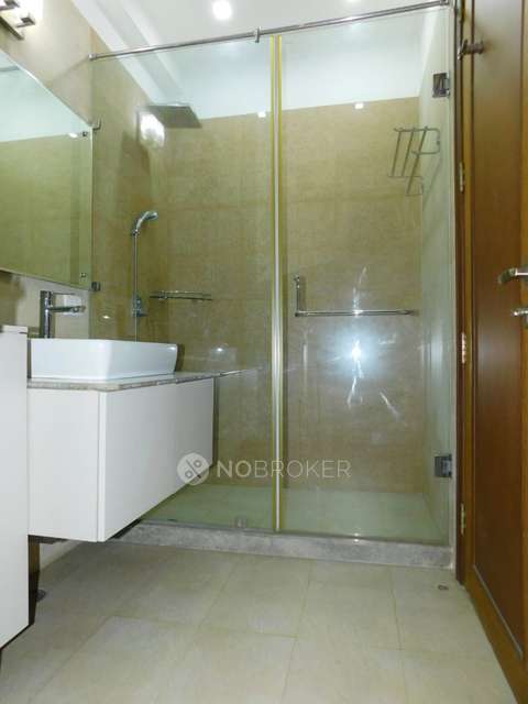 2 BHK Flat In A For Sale  In Panchsheel Park