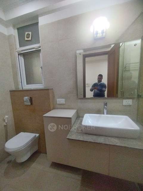 2 BHK Flat In A For Sale  In Panchsheel Park