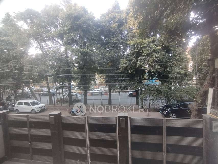 2 BHK Flat In A For Sale  In Panchsheel Park