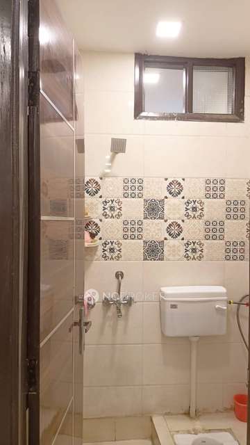 2 BHK Flat In Shree Apartment For Sale  In Bhagwati Garden Extension, Nawada