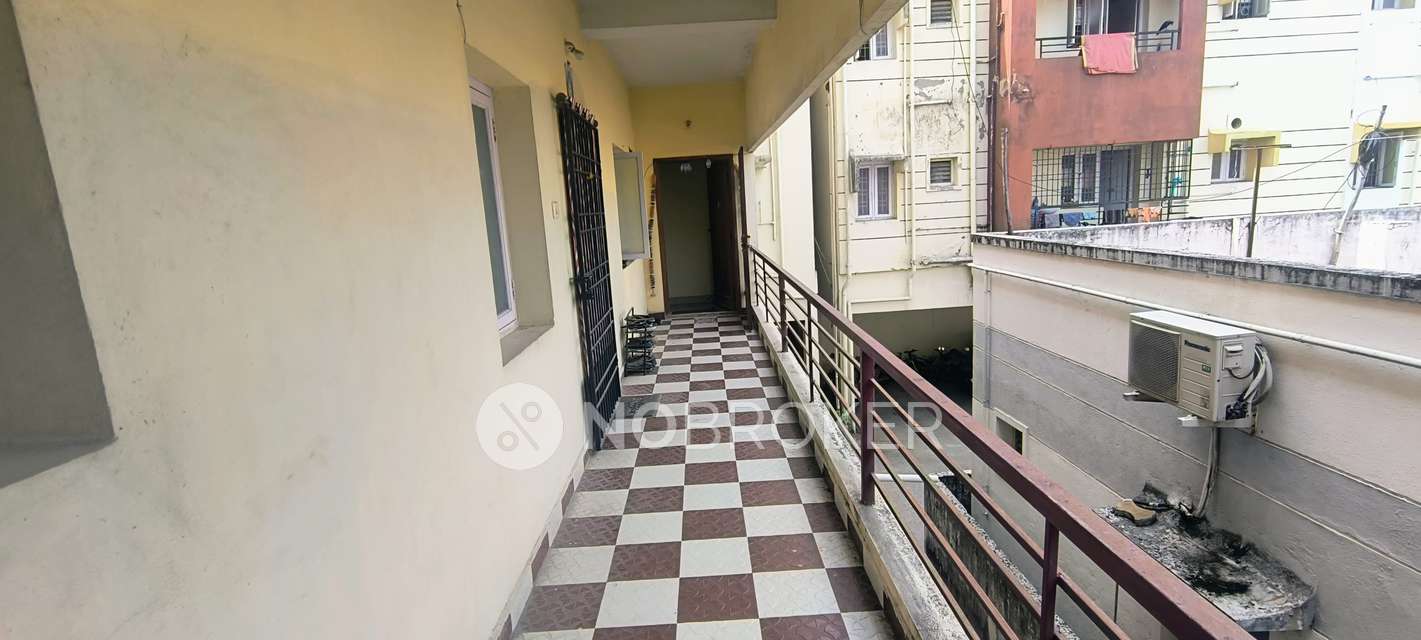 2 BHK Flat In Shanmuga Nivas Apartment   For Sale  In Kovilancheri