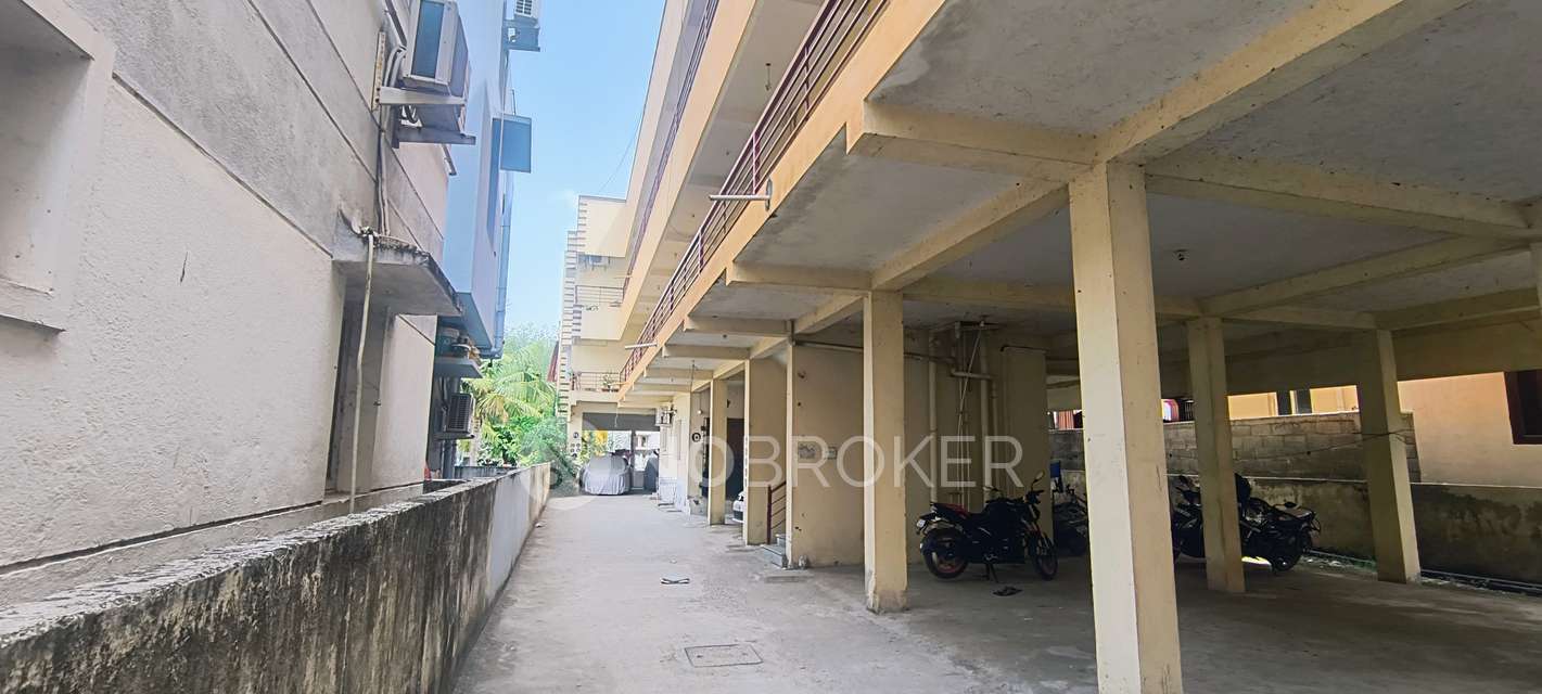 2 BHK Flat In Shanmuga Nivas Apartment   For Sale  In Kovilancheri