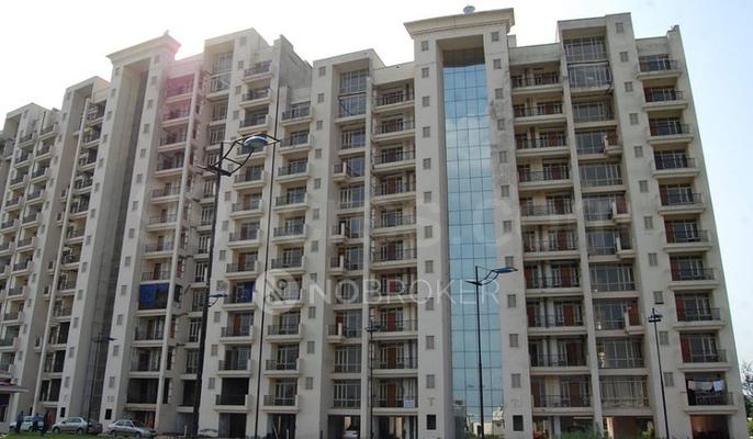 3 BHK Flat In Parsnath Pnorama  For Sale  In Surajpur Site 4