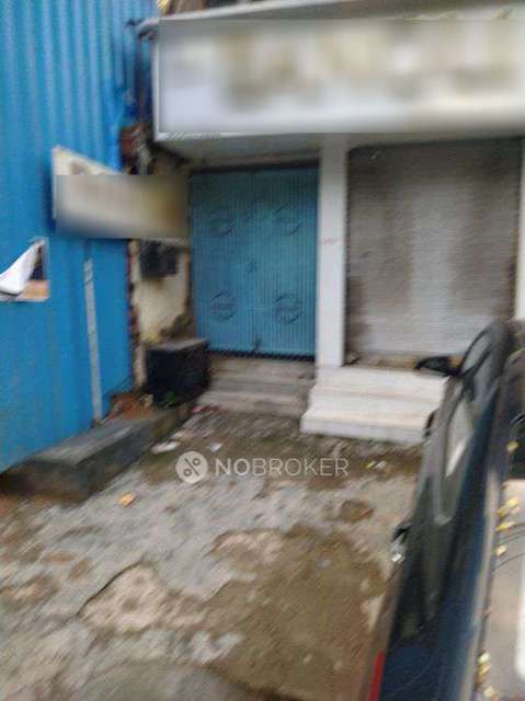 Showroom in East Of Kailash, Delhi for sale 