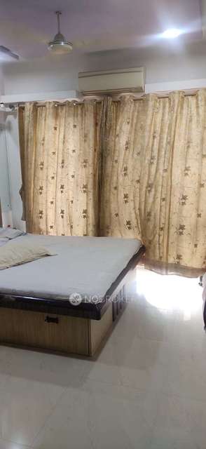 3 BHK Flat In Silver Leaf  Chsl For Sale  In Kandivali East