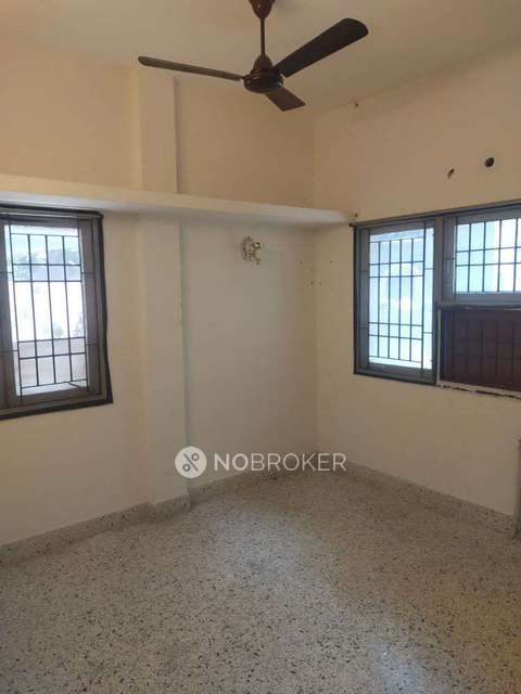 2 BHK Flat In Ramaniyam Lalitha, Thiruvanmiyur For Sale  In Valmiki