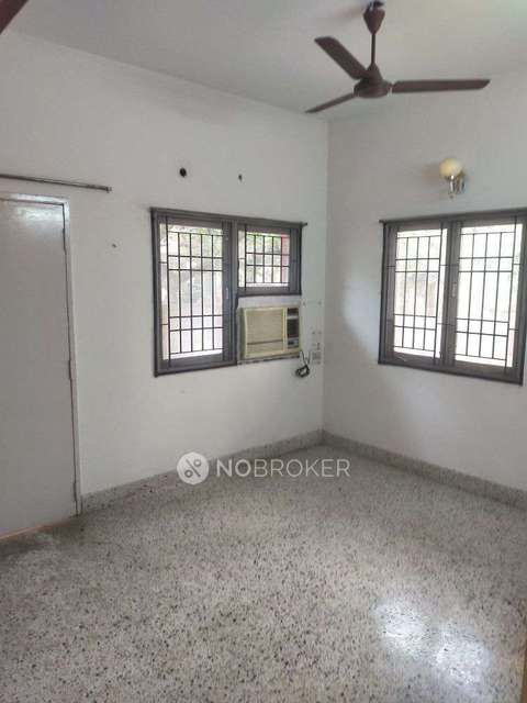 2 BHK Flat In Ramaniyam Lalitha, Thiruvanmiyur For Sale  In Valmiki