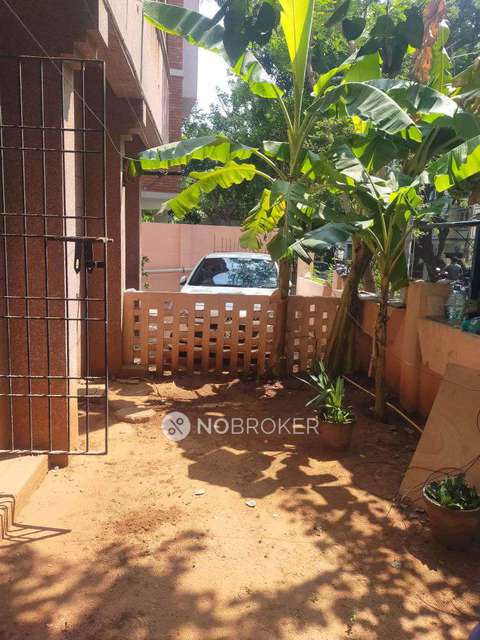 2 BHK Flat In Ramaniyam Lalitha, Thiruvanmiyur For Sale  In Valmiki