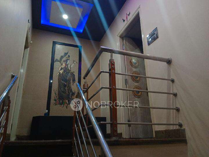 1 RK Flat In Standalone Building  for Lease  In Andrahalli