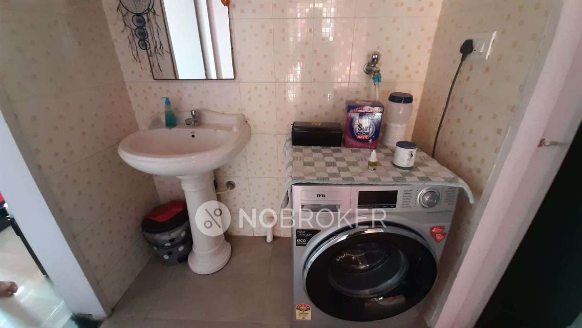 3 BHK Flat In M Vijay Spring Bloom For Sale  In Ghorpadi