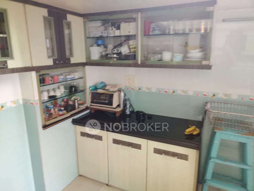 2 BHK Flat In Swami Vatsalya C.h.s Ltd. For Sale  In Chinchpokli