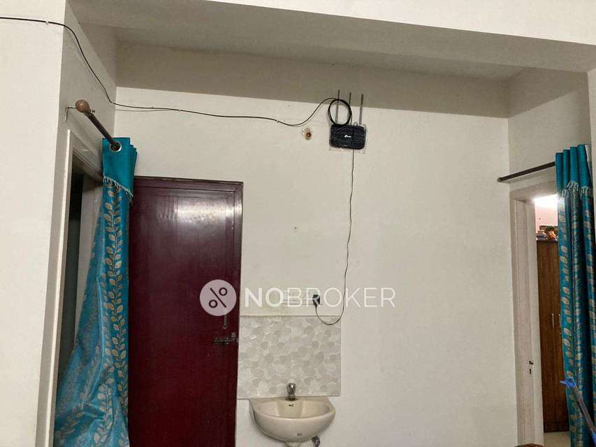 2 BHK Flat In Mangal Apartmetns For Sale  In Gkm Nagar