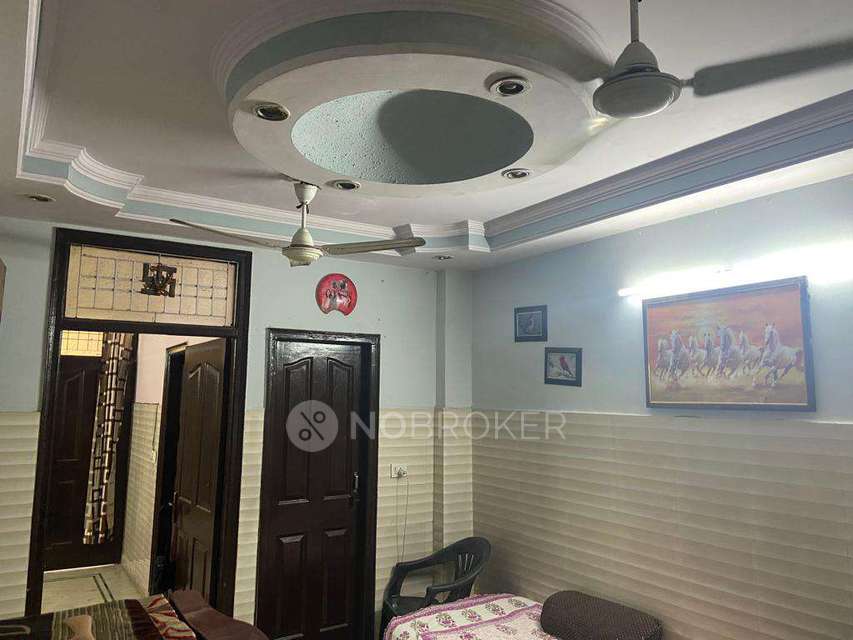 2 BHK Flat In Standalone Building  for Rent  In Palam