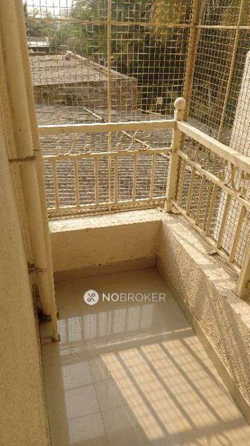 1 RK Flat In Shri Hari Apartment for Rent  In Loni Kalbhor 