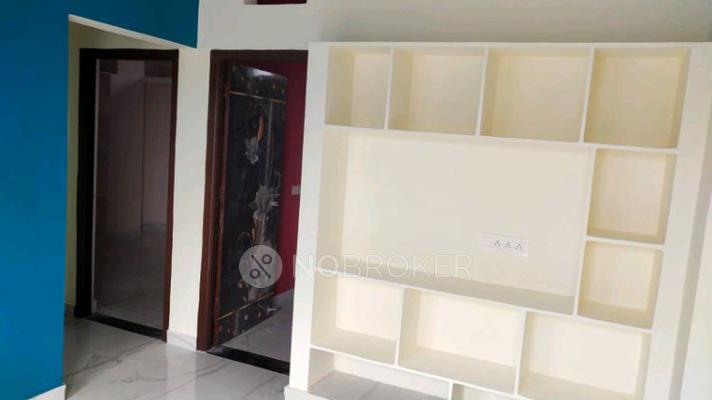 2 BHK Flat for Lease  In Moti Nagar