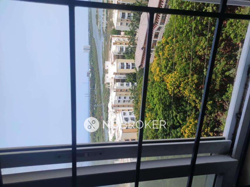 2 BHK Flat In Neelkamal Apartments For Sale  In Kazhipattur,