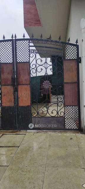 4+ BHK House For Sale  In Loni