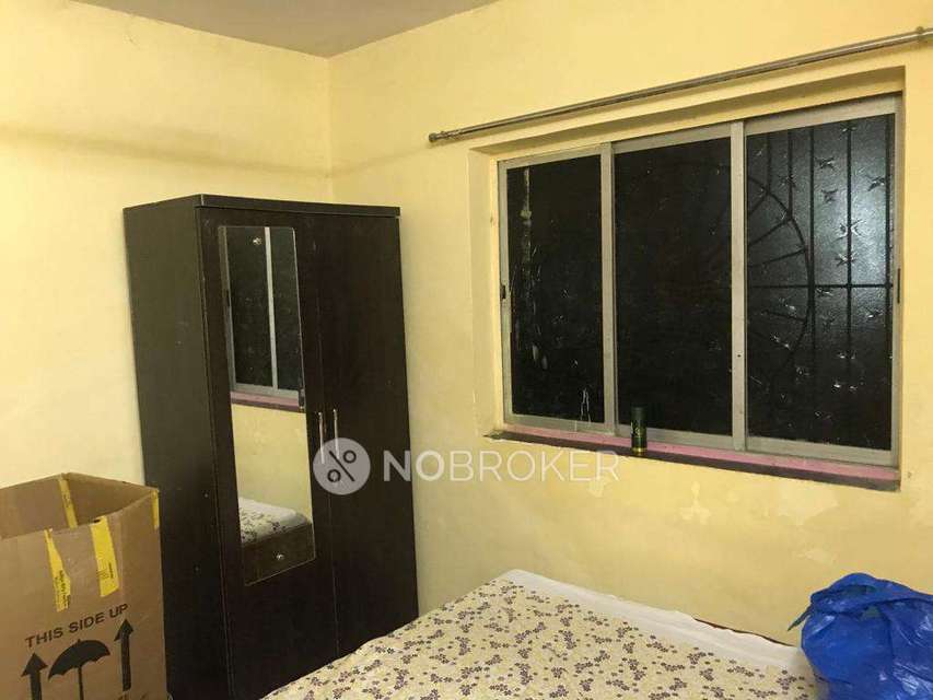 1 BHK Flat In Akashay Sagar Soc For Sale  In Shivai Nagar, Thane West