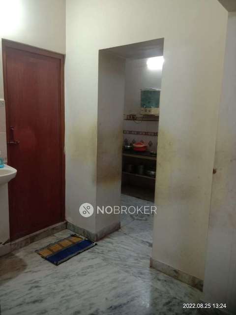 2 BHK Flat In Agastheeswarar Colony For Sale  In Chromepet