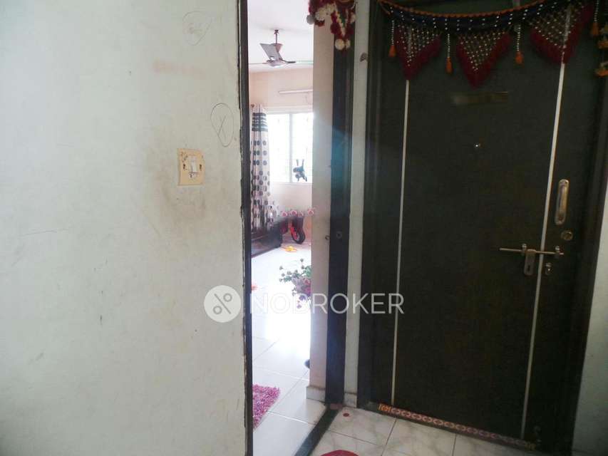 1 BHK Flat In Shravandhara Cooperative Housing Society For Sale  In Hadapsar