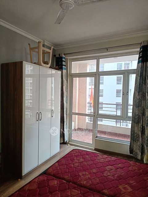 3 BHK Flat In Raheja Navodaya for Rent  In  Sector 92