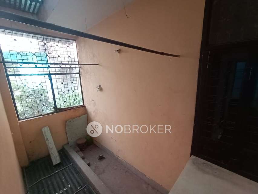 2 BHK Flat In Builders Flat For Sale  In Sahibabad