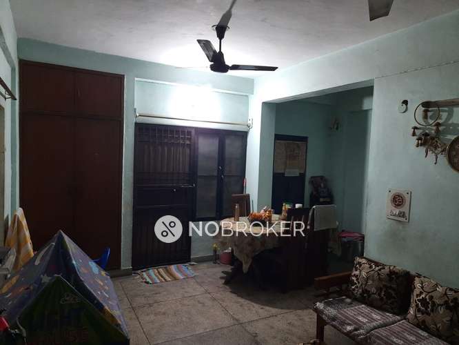 2 BHK Flat In Green View Apartment For Sale  In Vasundhara