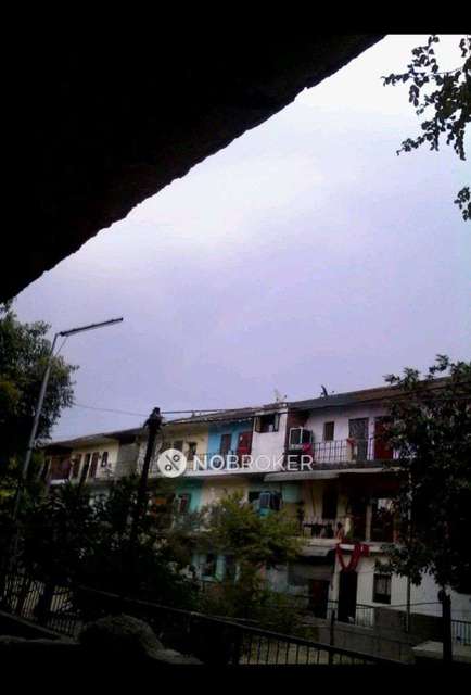 1 BHK Flat In Shramik Kunj for Rent  In Sector 122