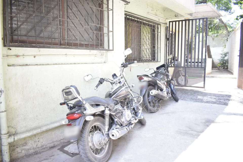 PG for Boys in Sterling Apartment, Warje, Pune, Maharashtra 411058, India