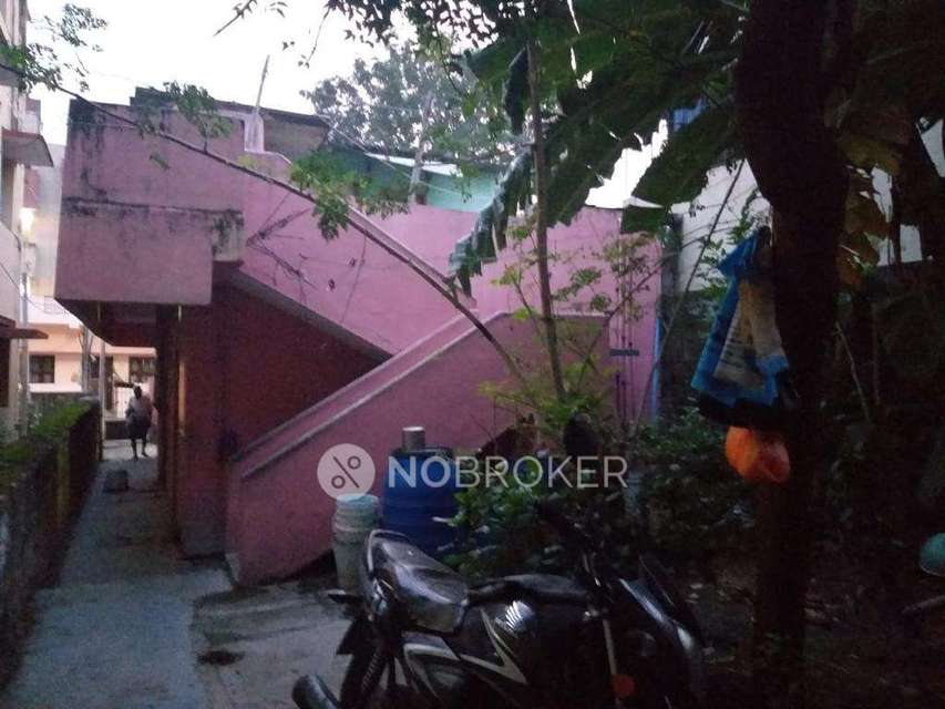 2 BHK House For Sale  In Irumbuliyur
