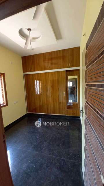 2 BHK Flat In Standalone Building   for Rent  In  Krishna Reddy Layout