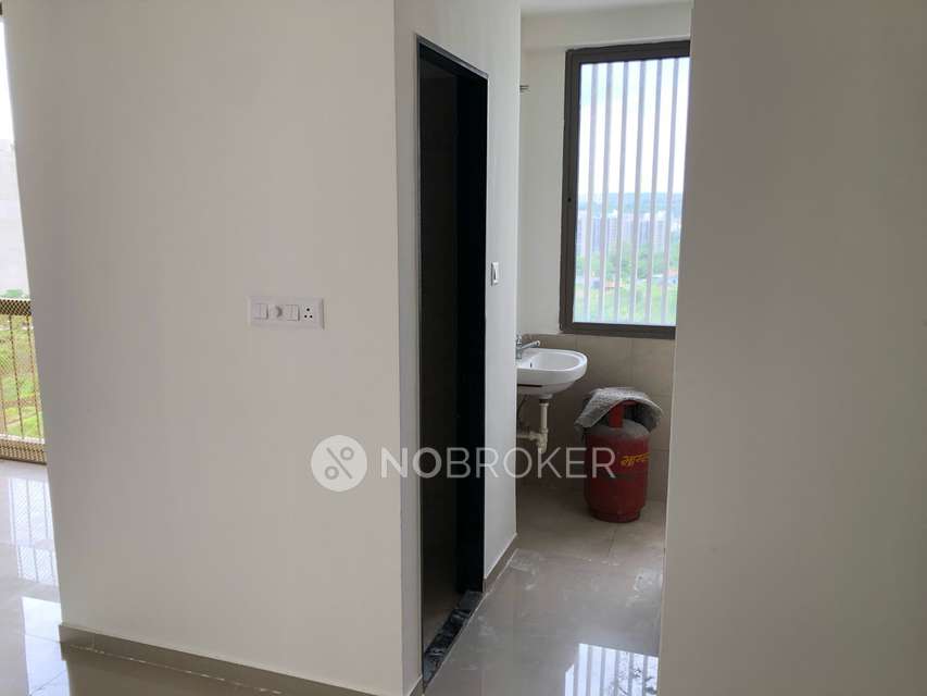 2 BHK Flat In Sky I Star Towers For Sale  In Bhukum