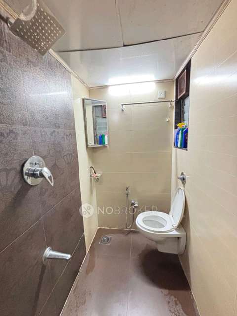 2 BHK Flat In Olympia Tower For Sale  In Jacob Circle