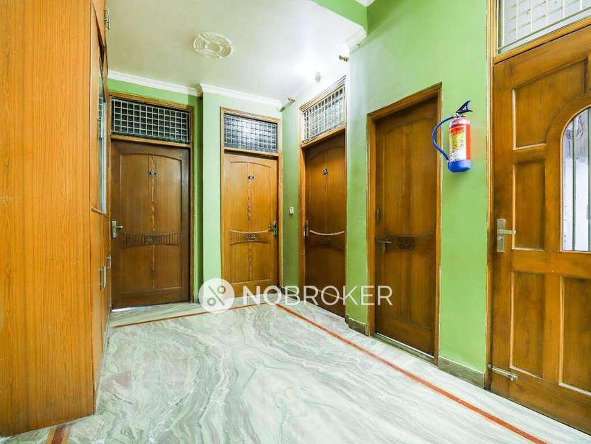 4+ BHK Flat For Sale  In  Sector 108