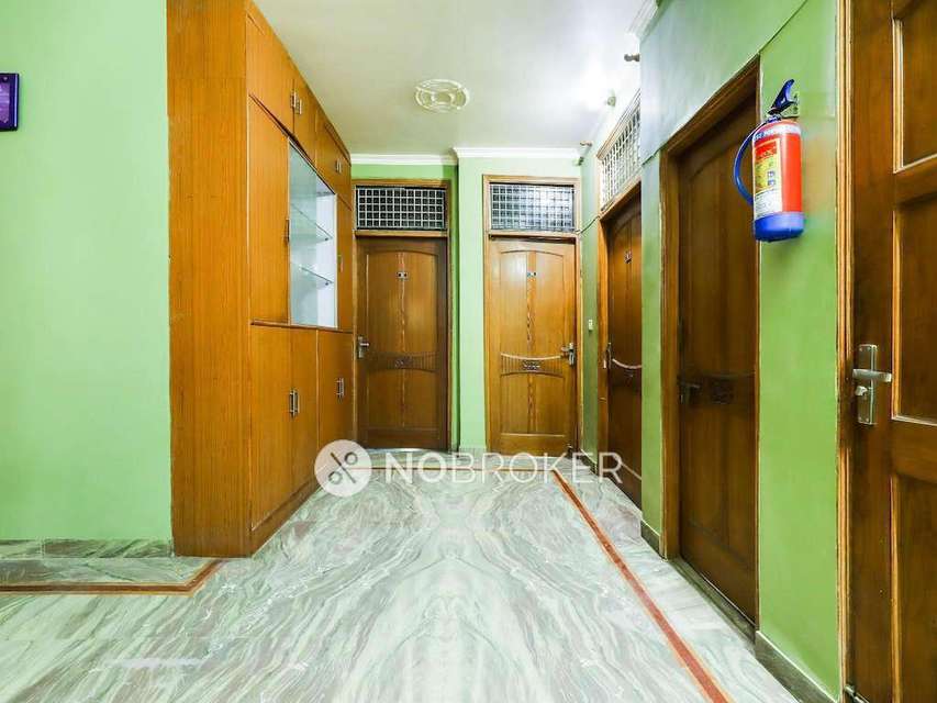 4+ BHK Flat For Sale  In  Sector 108