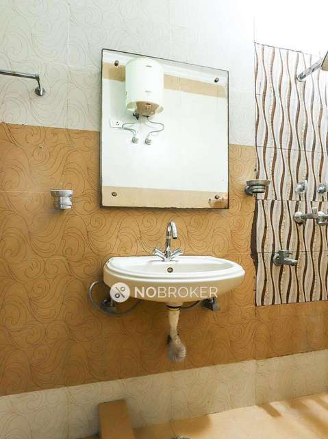 4+ BHK Flat For Sale  In  Sector 108