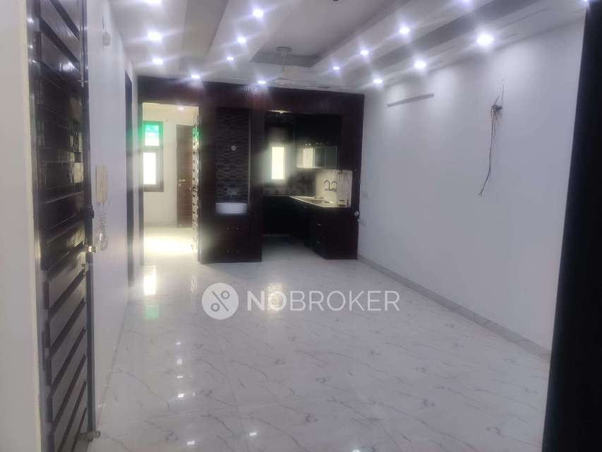 4+ BHK Flat For Sale  In Rohini