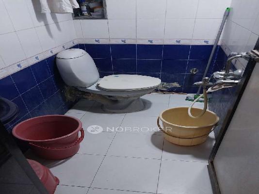 2 BHK Flat In Juma M Building Apartment For Sale  In Madanpura