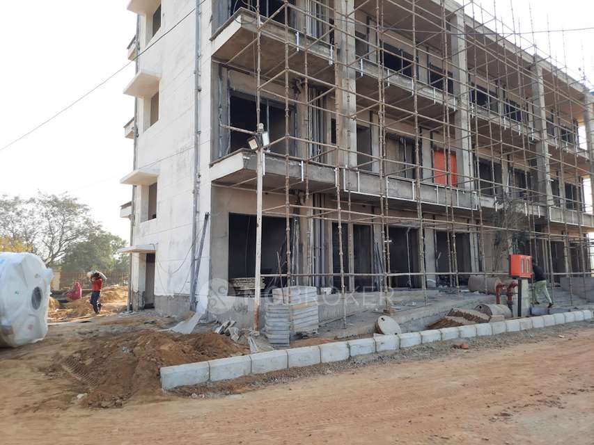 Shop in Sector 85, Gurgaon for Rent 