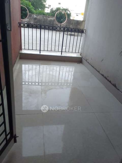 2 BHK Flat In Lake Dugar For Sale  In Ambattur