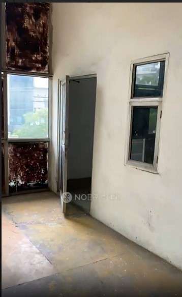 Industrial Building in Noida Sector 83, Noida for Rent 