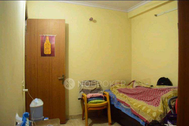 3 BHK Flat For Sale  In Shakarpur