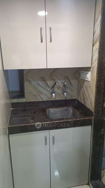 1 RK Flat For Sale  In Mulund West