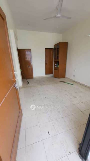 2 BHK Flat For Sale  In Sector 51